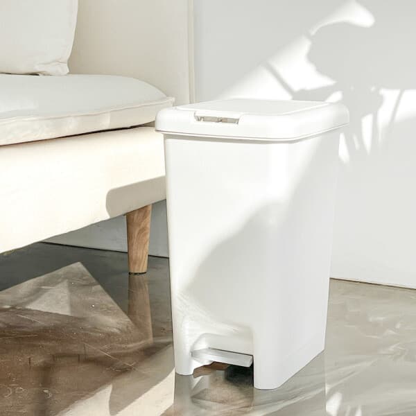 페달형 휴지통 20L